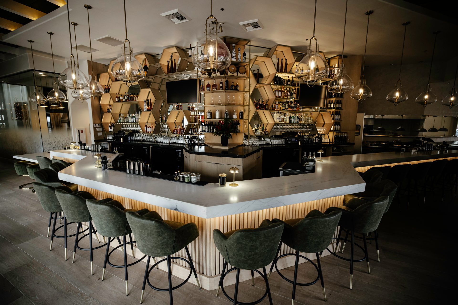 Eldo Chophouse bar in El Dorado Hills